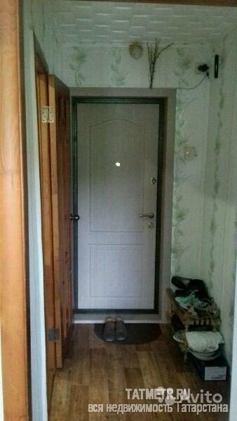 Продажа / Квартиры, Нижнекамск, Строителей проспект, 750 000 Продам изолированную малосемейку. Собственник. В отличном состоянии (пластиковые окна, была произведена замена...