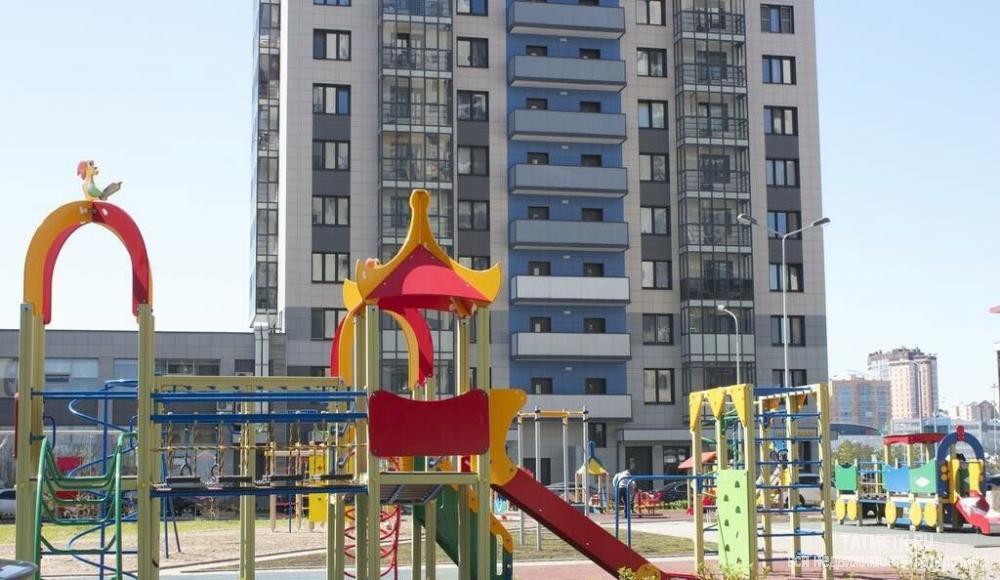 Аренда / Квартиры, Казань, Сибгата Хакима улица, 1 500 Посуточно просторная 1 ком квартира с качественным ремонтом ( Спальные места 2+2+1 , двуспальный диван в комнате и... - 2