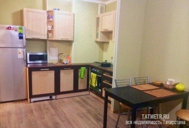 Аренда / Квартиры, Казань, Нурсултана Назарбаева улица, 6 500 Очень срочно сдам гостинку на Назарбаева за 6500р.! Есть все необходимое, в том числе техника, кабельное тв, вся... - 2