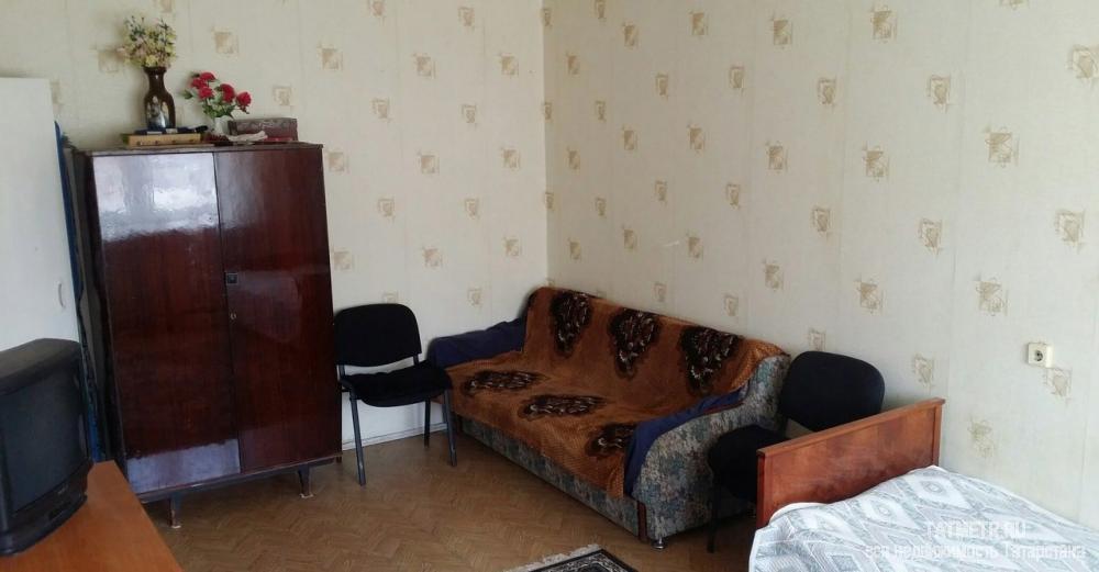 Продаю однокомнатную квартиру общая площадь 38,5 кв.м., жилая 19,7 кв.м., кухня 9,3 кв.м. Балкон застекленный... - 1