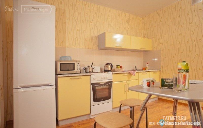 Аренда / Квартиры, Казань, Ямашева проспект, 800 Сдаю просторную,светлую,уютную двухкомнатную квартиру, в Ново-Савиносвком районе. В квартире имеется застекленная... - 3