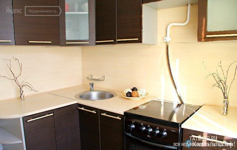 Аренда / Квартиры, Казань, Бутлерова улица, 700 Сдам в аренду квартиру. Очень уютная и светлая, чистая и теплая. По всем вопросам звоните по телефону - 1