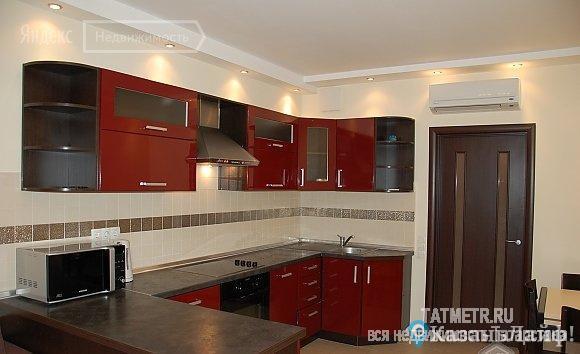 Аренда / Квартиры, Казань, Чистопольская улица, 1 000 Сдам посуточно в новом доме квартиру в ново-савиновском районе. Квартира с евроремонтом. Вся необходимая мебель и... - 1