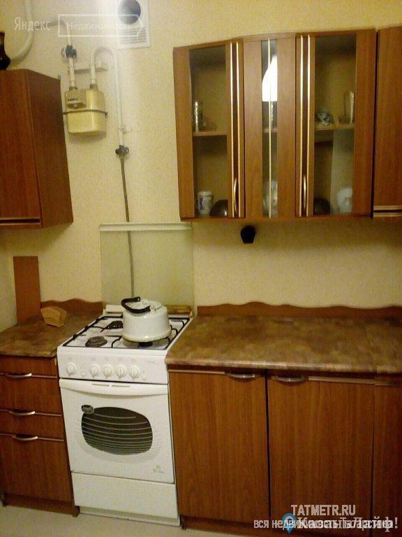 Аренда / Квартиры, Казань, Кул Гали улица, 12 000 Просторная 1-комнатная квартира в кирпичном доме, расположенном в оживленном и красивом районе города . Рядом с домом...