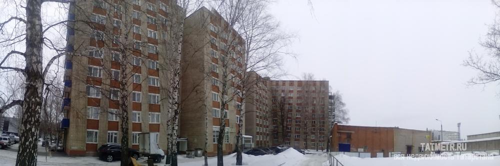 Продажа / Комнаты, Нижнекамск, 30 лет Победы улица, 300 000 В квартире чистенько аккуратненько, окна деревянные, с постройки но не рассохшиеся. Ремонт не требуется, можно... - 11