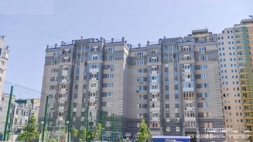 Продажа / Квартиры, Казань, Адоратского улица, 4 500 000 Продаю 2-комнатную квартиру в Ново-Савиновском районе г.Казани. Общая площадь 54 кв.м. В квартире дизайнерский...