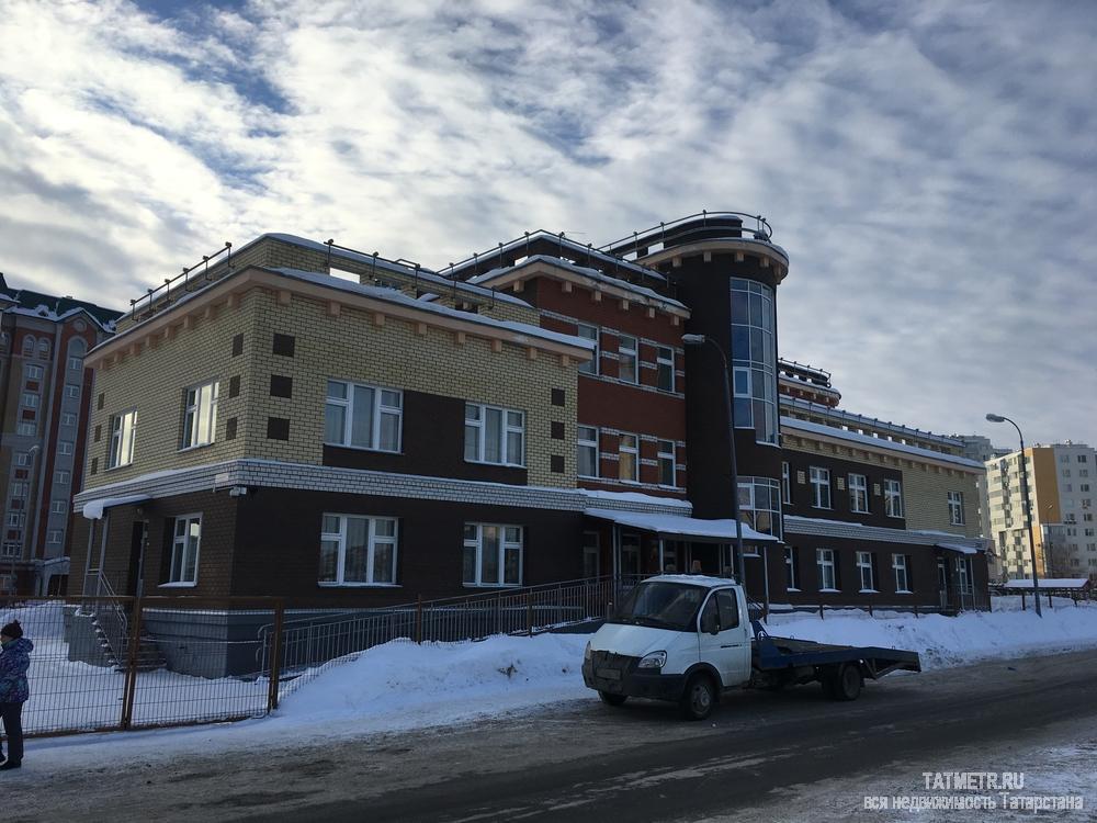 Продажа / Квартиры, Казань, Тулпар улица, 8 900 000 Продается квартира в ЖК 21 век, на 8 этаже 8-этажного дома. Общая площадь - 140 кв. м. кухня -студия 30 кв. м. 3... - 6