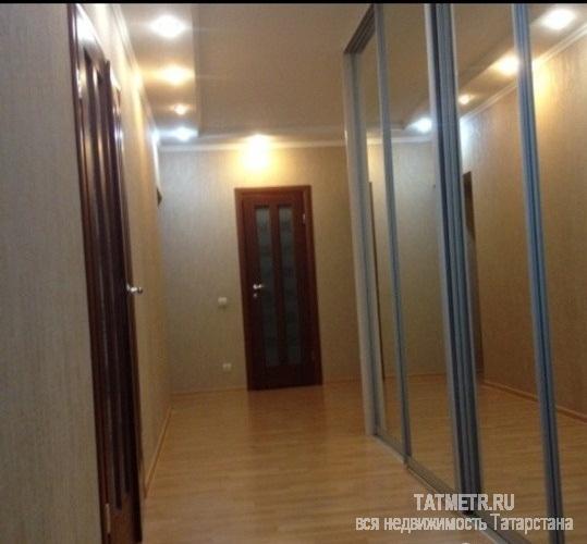 Продажа / Квартиры, Казань, Шуртыгина улица, 7 300 000 Продаётся 3 х комнатная квартира на 5-ом этаже 9-ти этажного кирпичного дома. Общая площадь 92.1 кв.м.В квартире... - 8