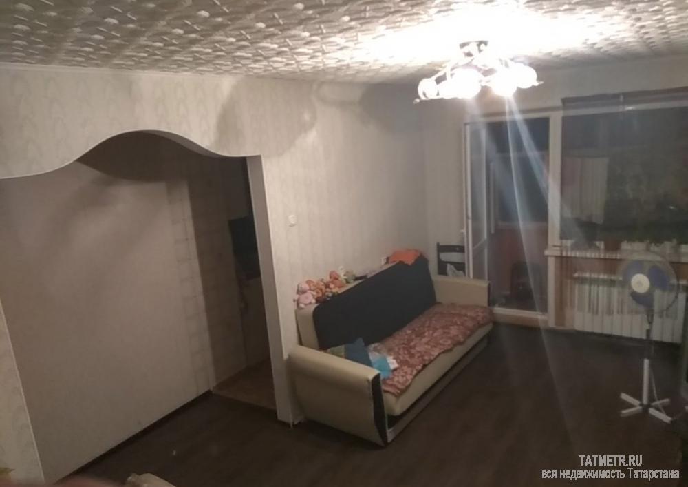 Продажа / Квартиры, Казань, Шамиля Усманова улица, 2 750 000 Не проходная хрущевка есть балкон застеклённый обшит деревом дом после кап ремонта 2016года.в хорошем состоянии один...