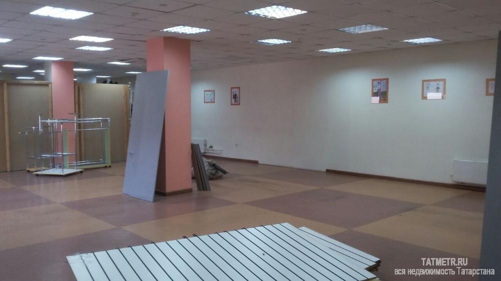Коммерческая / Аренда / Офисы, Казань, Бурхана Шахиди улица, 75 000 Планировки свободные. Все коммуникации есть. ЧОП. Установлены кондиционеры. Формат open space. Квадратура и арендная... - 5
