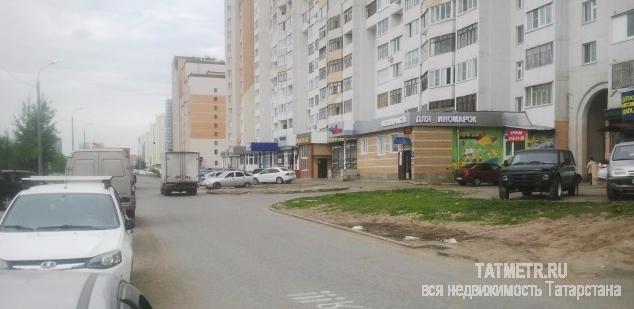 Коммерческая / Аренда / Офисы, Казань, Победы проспект, 97 425 Сдаем торгово-складскую площадь. Находимся на первой линии от южной трассы в сторону квартала. Большая проходимость... - 1