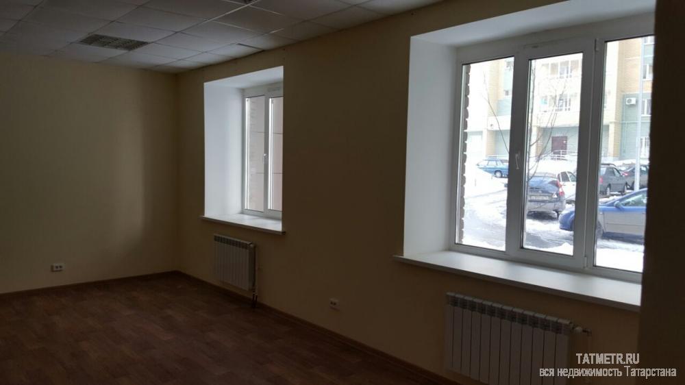 Коммерческая / Продажа / Офисы, Казань, Салиха Батыева улица, 5 500 000 Срочная продажа! Продаётся нежилое помещение свободного назначения с арендатором. Помещение имеет доходность 40 000... - 3