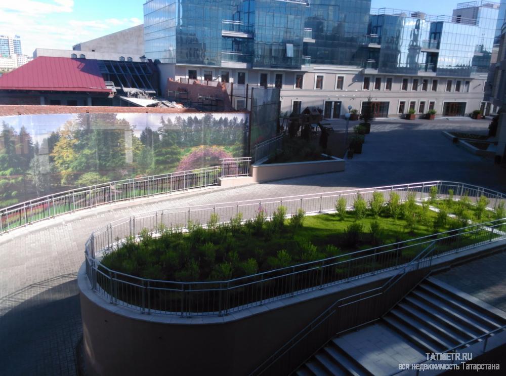 В центре, на ул. Парижской Коммуны ( в промежутке между ул. Московская и Булаком) сдается офис на 2-ом этаже 6-и... - 10