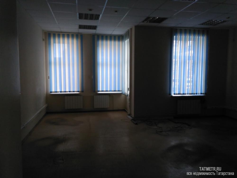 Коммерческая / Продажа / Офисы, Казань, Петербургская улица, 201 350 000 Продается 3-х этажное здание на Петербургской. Помещения оборудованы кондиционерами, имеются все необходимые... - 11