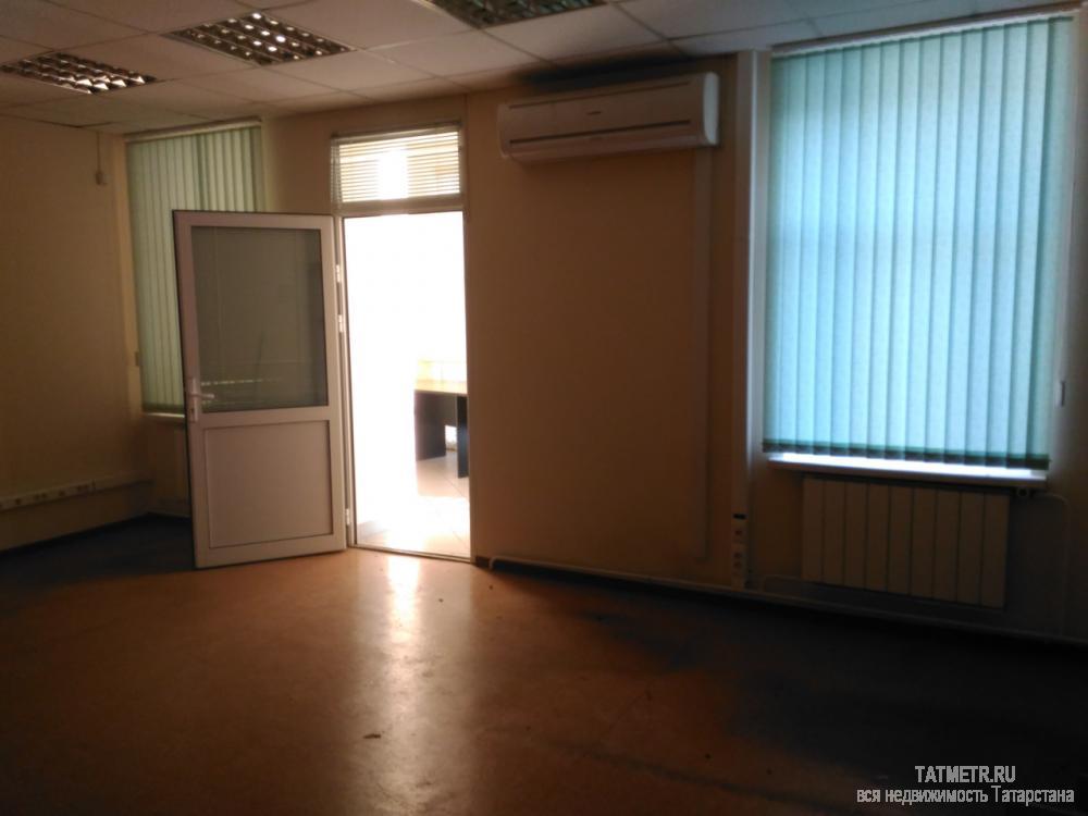 Коммерческая / Продажа / Офисы, Казань, Петербургская улица, 201 350 000 Продается 3-х этажное здание на Петербургской. Помещения оборудованы кондиционерами, имеются все необходимые... - 17