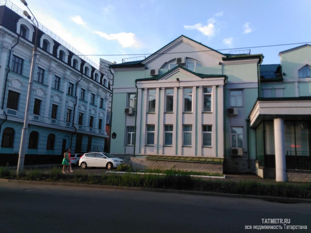 Коммерческая / Продажа / Офисы, Казань, Петербургская улица, 201 350 000 Продается 3-х этажное здание на Петербургской. Помещения оборудованы кондиционерами, имеются все необходимые... - 2