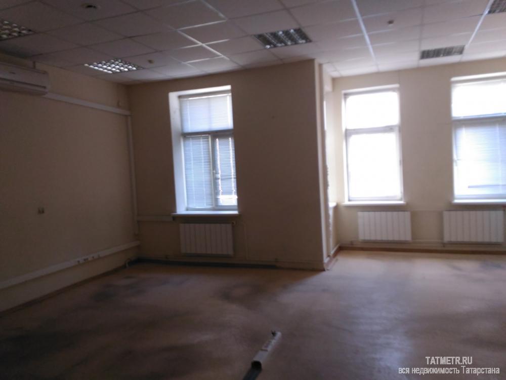 Коммерческая / Продажа / Офисы, Казань, Петербургская улица, 201 350 000 Продается 3-х этажное здание на Петербургской. Помещения оборудованы кондиционерами, имеются все необходимые... - 7