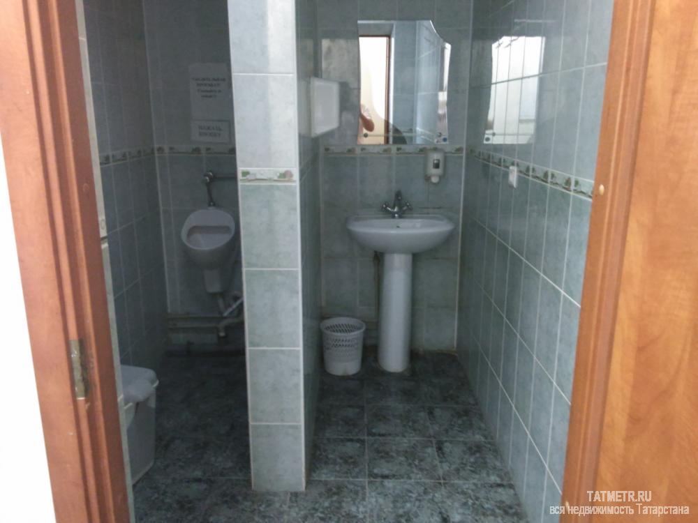 Коммерческая / Продажа / Офисы, Казань, Петербургская улица, 201 350 000 Продается 3-х этажное здание на Петербургской. Помещения оборудованы кондиционерами, имеются все необходимые... - 9