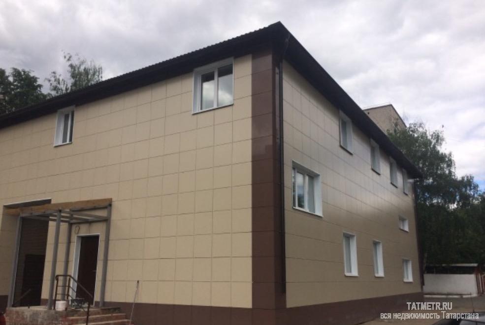 Коммерческая / Аренда / Офисы, Казань, Декабристов улица, 101 000 Сдаётся в аренду здание 2-й этаж здания , общая площадь 190м.кв., и один бокс -высотой 4,5 м - 50м.кв. под склад либо... - 4