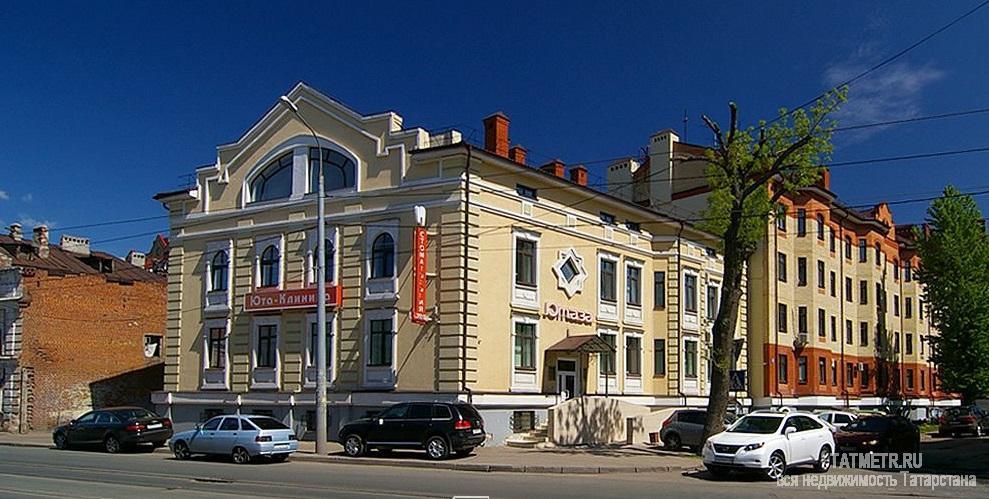 Коммерческая / Продажа / Офисы, Казань, Сафьян улица, 13 980 000 Продается третий этаж 279,6кв. в уютном БЦ в центре города. Чистовая отделка, на полу плитка, на стенах светлые обои,... - 4
