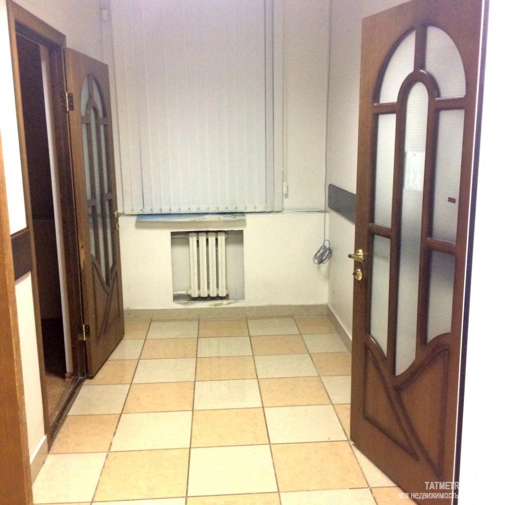 Коммерческая / Продажа / Офисы, Казань, Сафьян улица, 27 960 000 Продается 2-й и 3-й этаж 279,6кв. в уютном БЦ в центре города. Чистовая отделка, на полу плитка, на стенах светлые... - 12