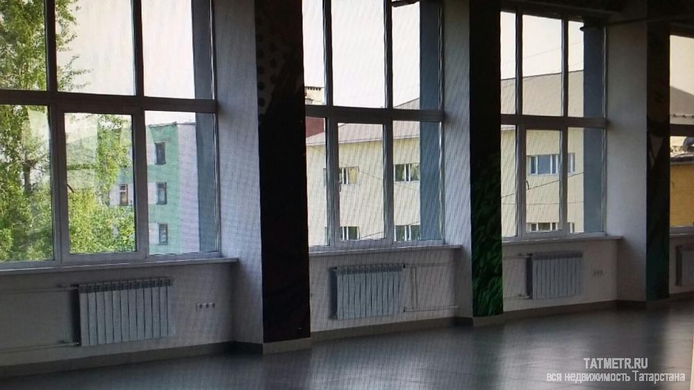 Коммерческая / Аренда / Офисы, Казань, Карима Тинчурина улица, 280 000 Сдается целиком этаж свободного назначения 647кв.м в центре города, на 4-м этаже уютного Бизнес-центра. Чистовая... - 2