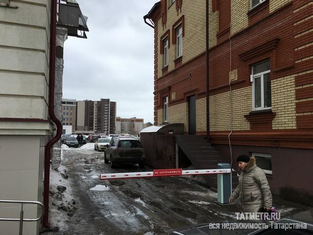 Коммерческая / Продажа / Офисы, Казань, Петербургская улица, 20 772 000 Продается 3-й этаж небольшого Бизнес Центра - 230,8кв.м. Чистовая отделка, прекрасное расположение в центре города,... - 10
