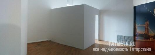 Коммерческая / Аренда / Офисы, Казань, Четаева улица, 347 280 Сдается помещение на первом этаже, на первой линии с хорошей отделкой в Ново-Савиновском районе Казани. Общая площадь... - 9