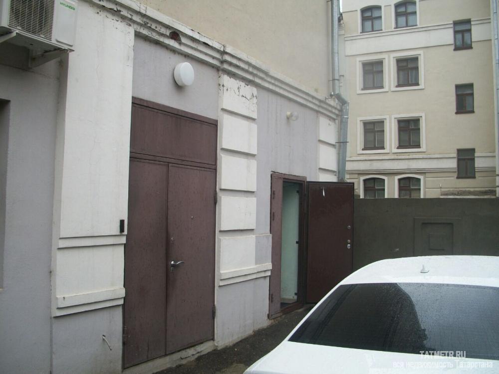 Коммерческая / Аренда / Офисы, Казань, Московская улица, 104 150 Сдается в аренду 4 этаж в небольшом Бизнес центре с мебелью. Готовый офисный ремонт, полностью оснащенный всей... - 16