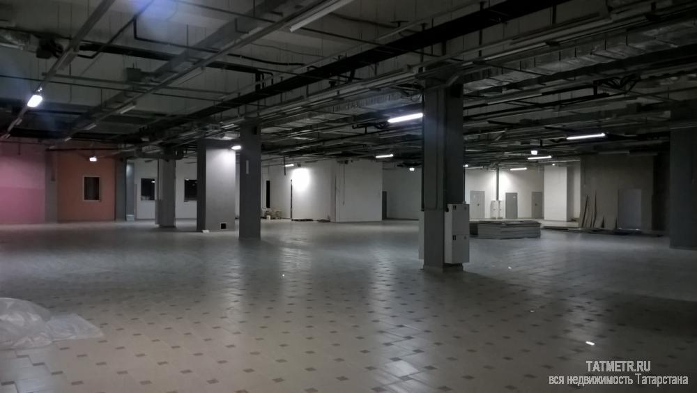 Коммерческая / Аренда / Офисы, Казань, Чистопольская улица, 300 000 Сдаются площади от 500кв.м до3000кв.м МФК Миллениум Мебель *** вблизи центра города в одном из самых престижных...