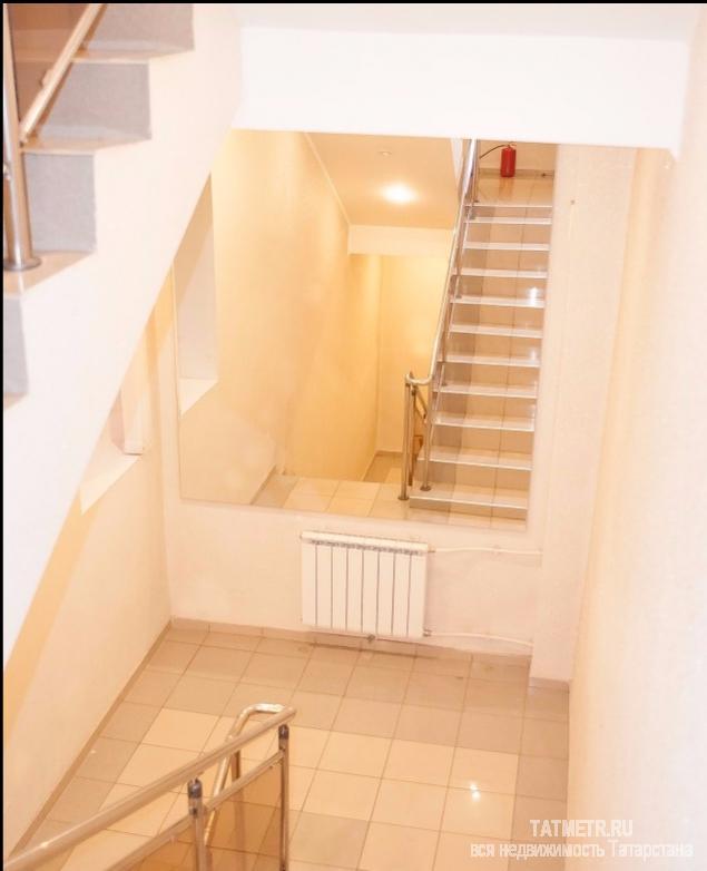 Коммерческая / Аренда / Офисы, Казань, Кирова переулок, 24 000 Сдам Офис 35 м². Офис в чистовой отделке, сделан ремонт, готов к заезду : на полу ламинат, стены окрашены, подвесной... - 2