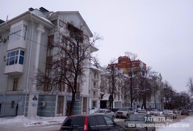 Коммерческая / Аренда / Офисы, Казань, Жуковского улица, 70 000 Сдам в аренду офисное помещение в центре города, с отдельным входом 127,3 кв.м, цоколь. Оплата : арендная плата +...