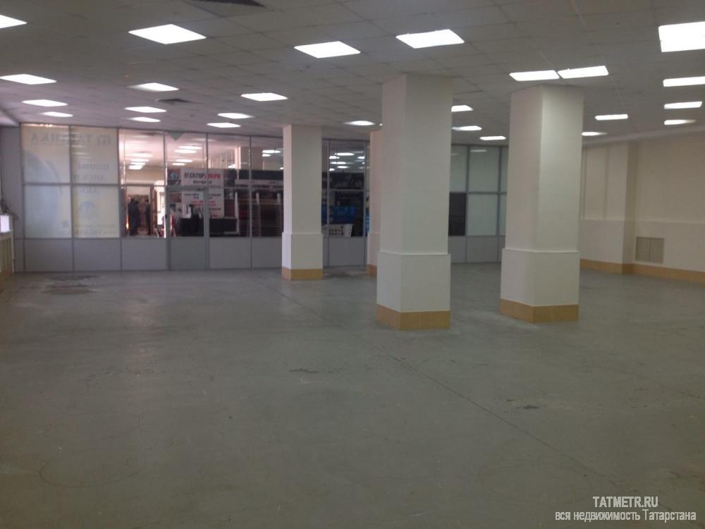 В аренду площадь формата open-space, площадью 350 метров. Подойдет под торговлю где предполагается наличие шоу-рума... - 3
