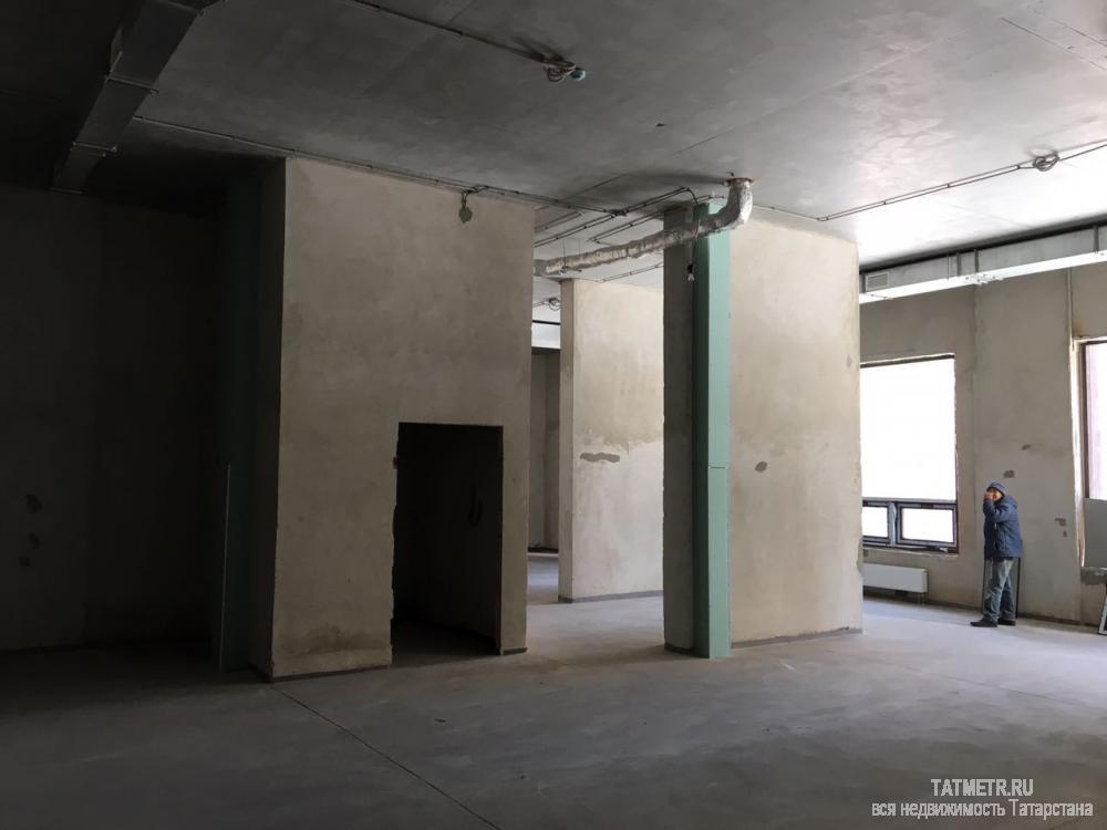 Коммерческая / Аренда / Офисы, Казань, Чистопольская улица, 203 000 Сдается помещение свободного назначения на первом этаже нового ЖК Столичный. Площадь 203 кв.м. представляет собой... - 6
