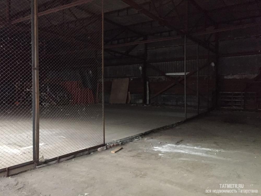 Коммерческая / Продажа / Производство и склады, Казань, Владимира Кулагина улица, 46 500 Сдается холодный склад 300кв.м. без пандуса в Приволжском районе. Высота потолков 6 метров, двое ворот. Удобные... - 3