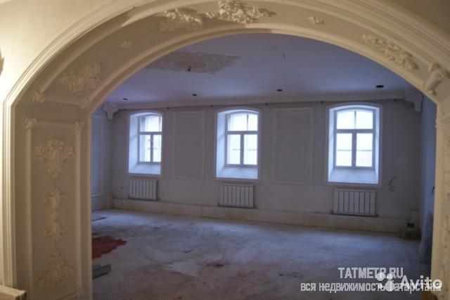 Коммерческая / Продажа / Офисы, Казань, большая Красная улица, 48 000 000 Продаю/сдаю отдельно стоящее здание НА ПЕРВОЙ ЛИНИИ 600 кв.м. с мансардой 90 кв.м. на участке 10 сот. в историческом... - 23