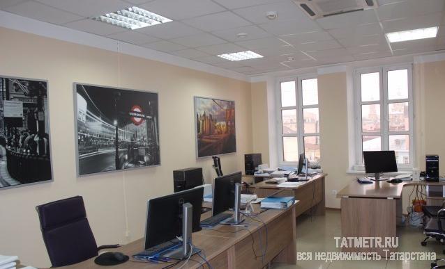 Коммерческая / Аренда / Офисы, Казань, Тази Гиззата улица, 12 500 Сдается офис 25кв. в Вахитовском районе. Светлые кабинеты. евро-ремонт, лифт, круглосуточная охрана, высота потолков... - 3
