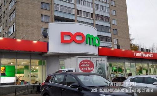Коммерческая / Аренда / Офисы, Казань, Декабристов улица, 740 000 Сдается в аренду цоколь торгового центра по улице Декабристов. Ранее располагался склад гипермаркета бытовой техники...