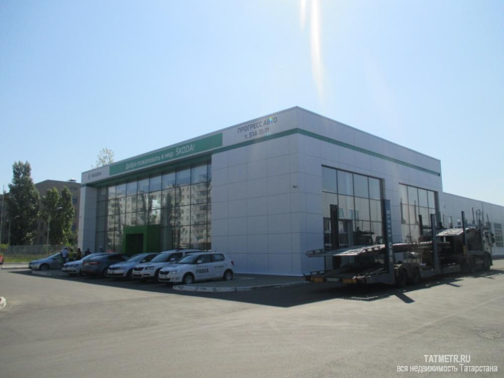 Коммерческая / Продажа / Офисы, Казань, Маршала Чуйкова улица, 166 000 000 Здание автосалона площадью 2 219,3 кв.м. с земельным участком площадью 9 066 кв.м. расположенное по адресу: г.Казань,...