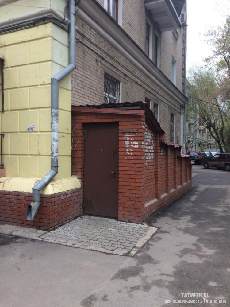 Коммерческая / Аренда / Офисы, Казань, Декабристов улица, 80 000 Сдается помещение по адресу г. Казань,ул. Декабристов, 164 (243.5 кв/м). Помещение может использоваться под любой вид...