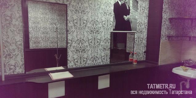 Коммерческая / Аренда / Офисы, Казань, Адоратского улица, 15 000 Сдается Торговое помещение на адоратского 33, (18 кв.м.) первая линия, первый этаж, отдельный вход, высокий... - 3