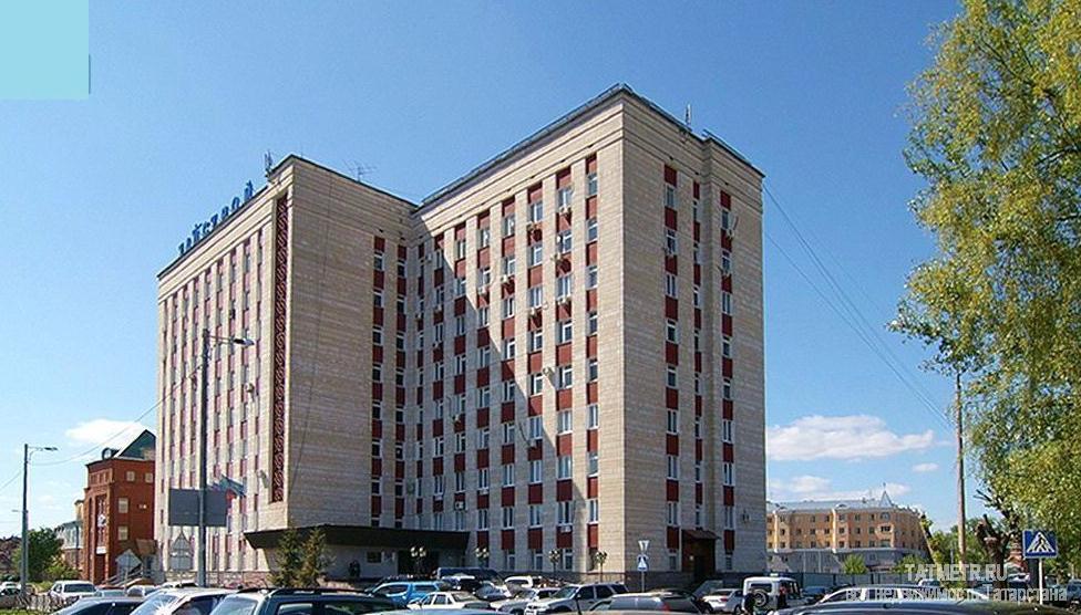 Коммерческая / Аренда / Офисы, Казань, Ахтямова улица, 10 800 Офис в аренду на 3 этаже административного здания, с лифтом, охраной, свободной парковкой вдоль улицы. Коммунальные...