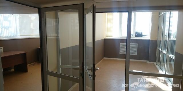 Коммерческая / Продажа / Офисы, Казань, Саид-Галеева улица, 15 000 000 В центре продается двухуровневый блок-офис 261 кв.м., на 5 этаже семи этажного здания, в ТЦ «Экспресс», на первой... - 7