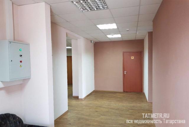 Коммерческая / Аренда / Офисы, Казань, Толстого улица, 104 000 Сдаются на длительный срок нежилые офисные помещения на первом и втором этаже жилого дома по ул. Толстого, д.14А (ЖК... - 3