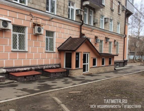 Коммерческая / Аренда / Офисы, Казань, Гагарина улица, 9 700 Офисное помещения с пропускным режимом, оснащен пожарной и охранной сигнализации, видео наблюдения, интернет,...
