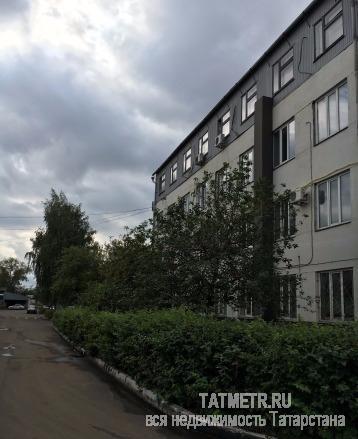 Коммерческая / Аренда / Офисы, Казань, Складская улица, 6 300 офисные помещения от 18 кв.м. Коммунальные услуги офиса входят в арендную плату .Аренда от собственника.Сдаем в... - 1
