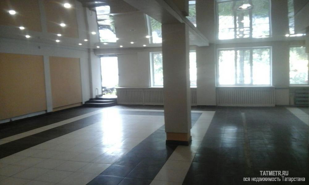 Коммерческая / Аренда / Офисы, Казань, Техническая улица, 101 250 Сдается помещение, под любой вид деятельности (вкл Склад), 225м², первая линия, по улице Техническая 52. Помещение...