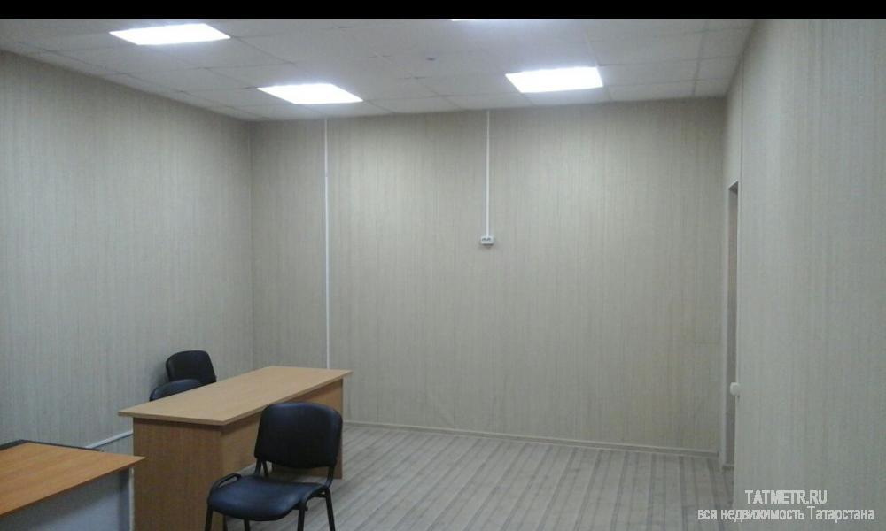 Коммерческая / Аренда / Офисы, Казань, Техническая улица, 12 250 По адресу Техническая 52, сдается офисное помещение 25 м². Цена 490 руб. квадрат. Помещение после ремонта, пропускная... - 1