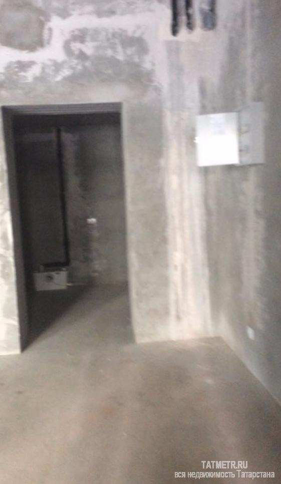 Коммерческая / Аренда / Офисы, Казань, Азата Аббасова улица, 39 900 Сдается помещение 57кв.м, на первой линии, с отдельным входом, имеется свой сан.узел. Высота потолков более 4х... - 5