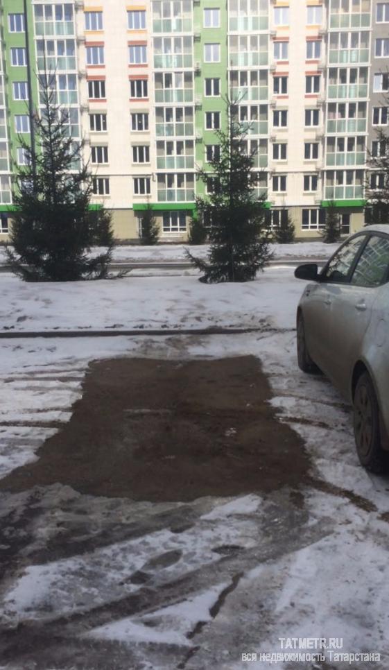 Коммерческая / Аренда / Офисы, Казань, Азата Аббасова улица, 39 900 Сдается помещение 57кв.м, на первой линии, с отдельным входом, имеется свой сан.узел. Высота потолков более 4х... - 6